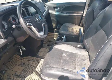 2016 Toyota Sienna Se из США, поврежденный, VIN 5TDXK3DC3GS759232